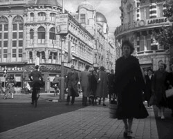 Beeld uit Ouverture Den Haag, 1954. Collectie Haags Gemeetearchief.