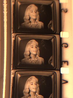 Still uit NIMH-film 'Werkwijze met de PAE 1 Installatie - Deel II De contactfase'.